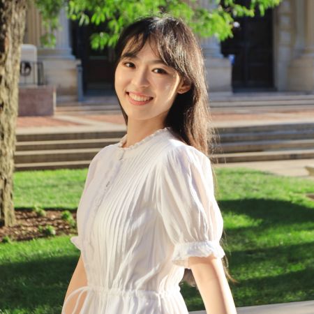 Yilun Xu.jpg Square 1 .jpg