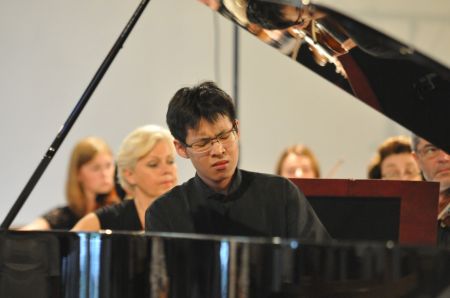 Liu Tianyuan Chopin Concerto No.2.jpeg