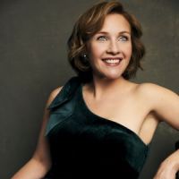 resized Sasha Cooke photo by Stephanie Girard 9.jpg